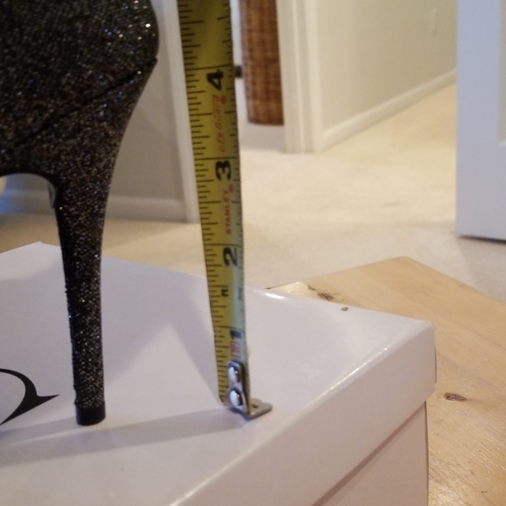 Heels - Picture 2 of 8